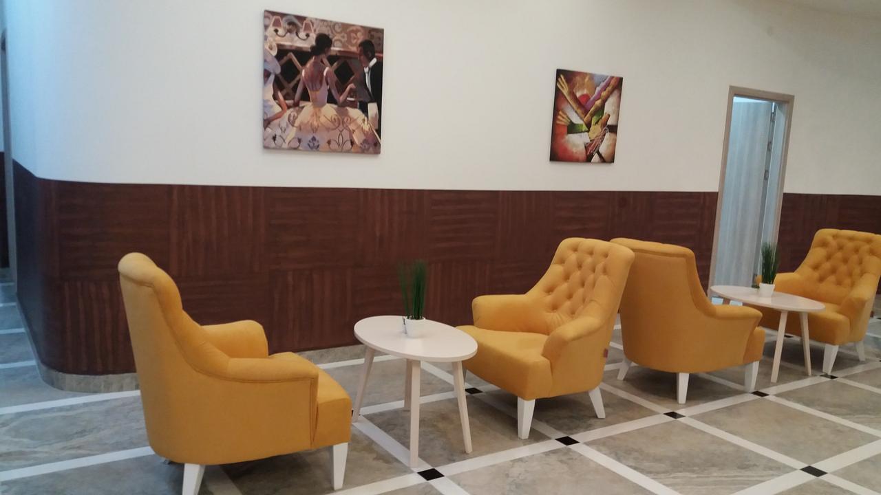 Ideal City Tutin Εξωτερικό φωτογραφία